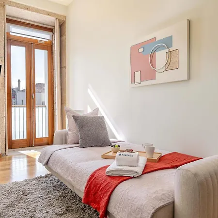Hostwise - Stylish Flat Daire Porto