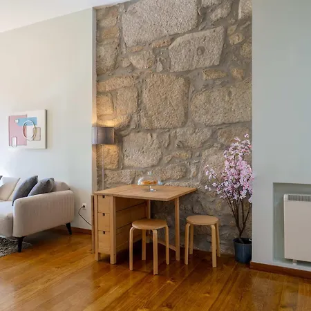 Hostwise - Stylish Flat *